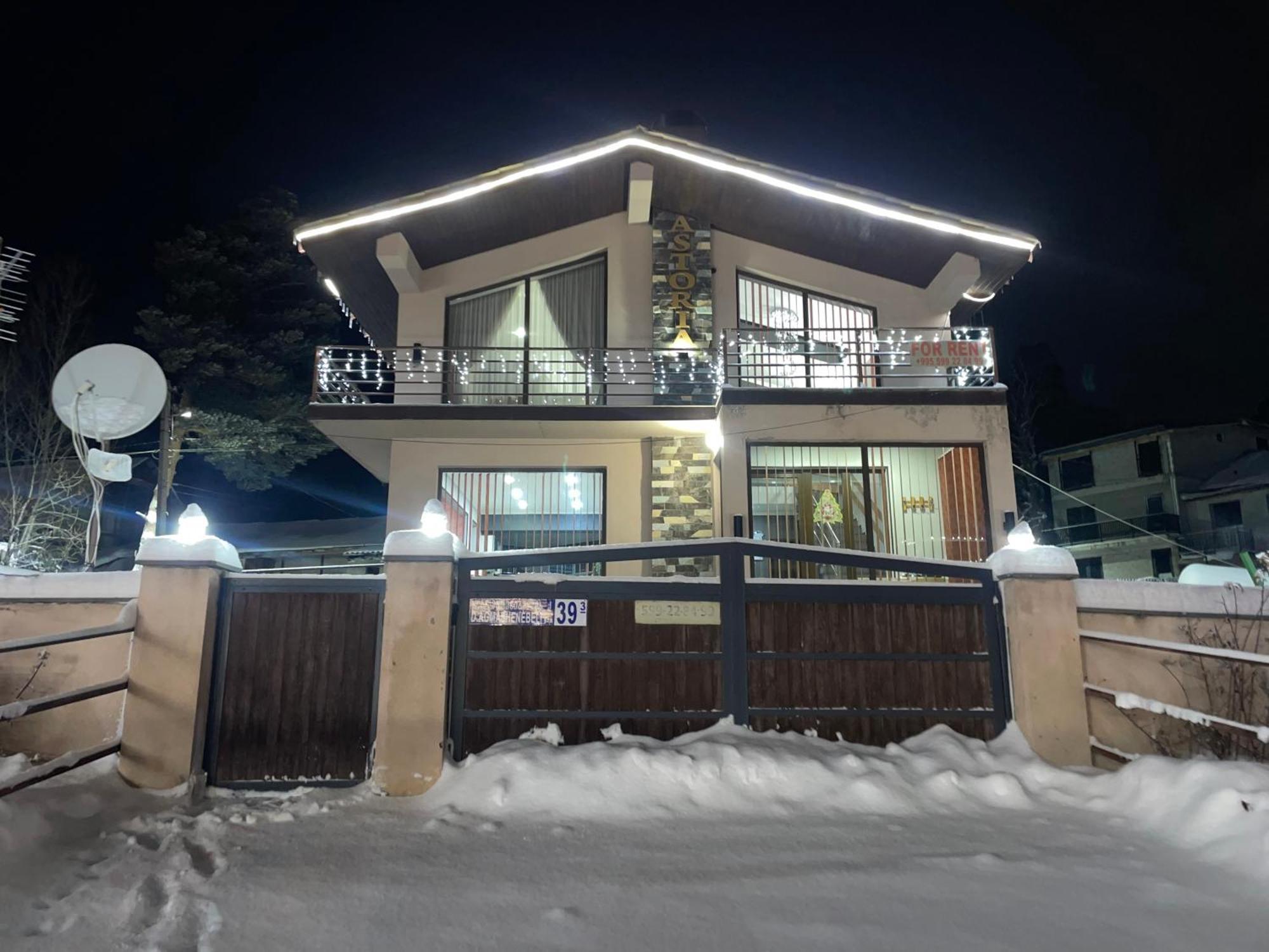 Villa Astoria Bakuriani Exterior foto
